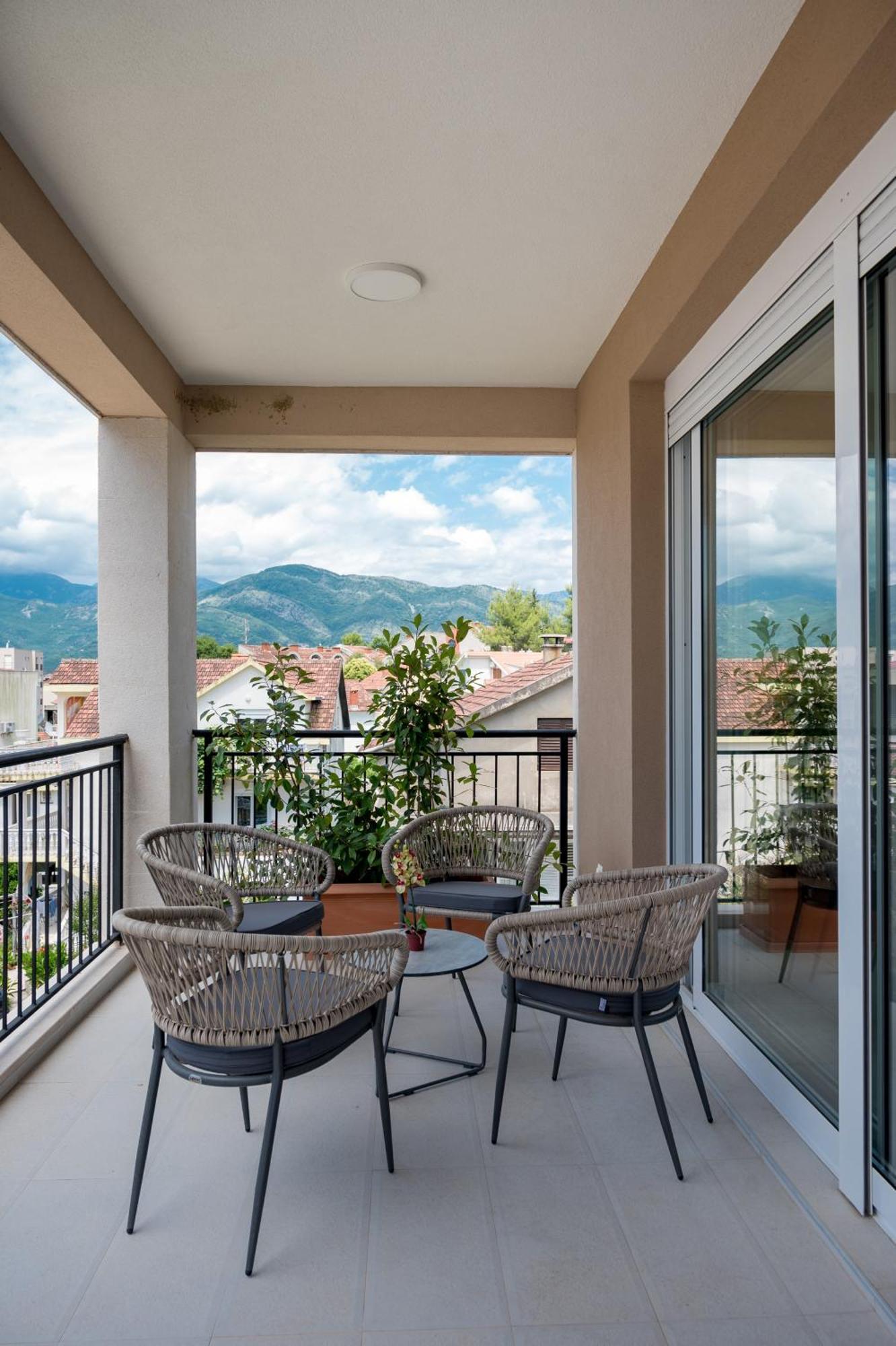 Villa Linz Tivat Dış mekan fotoğraf